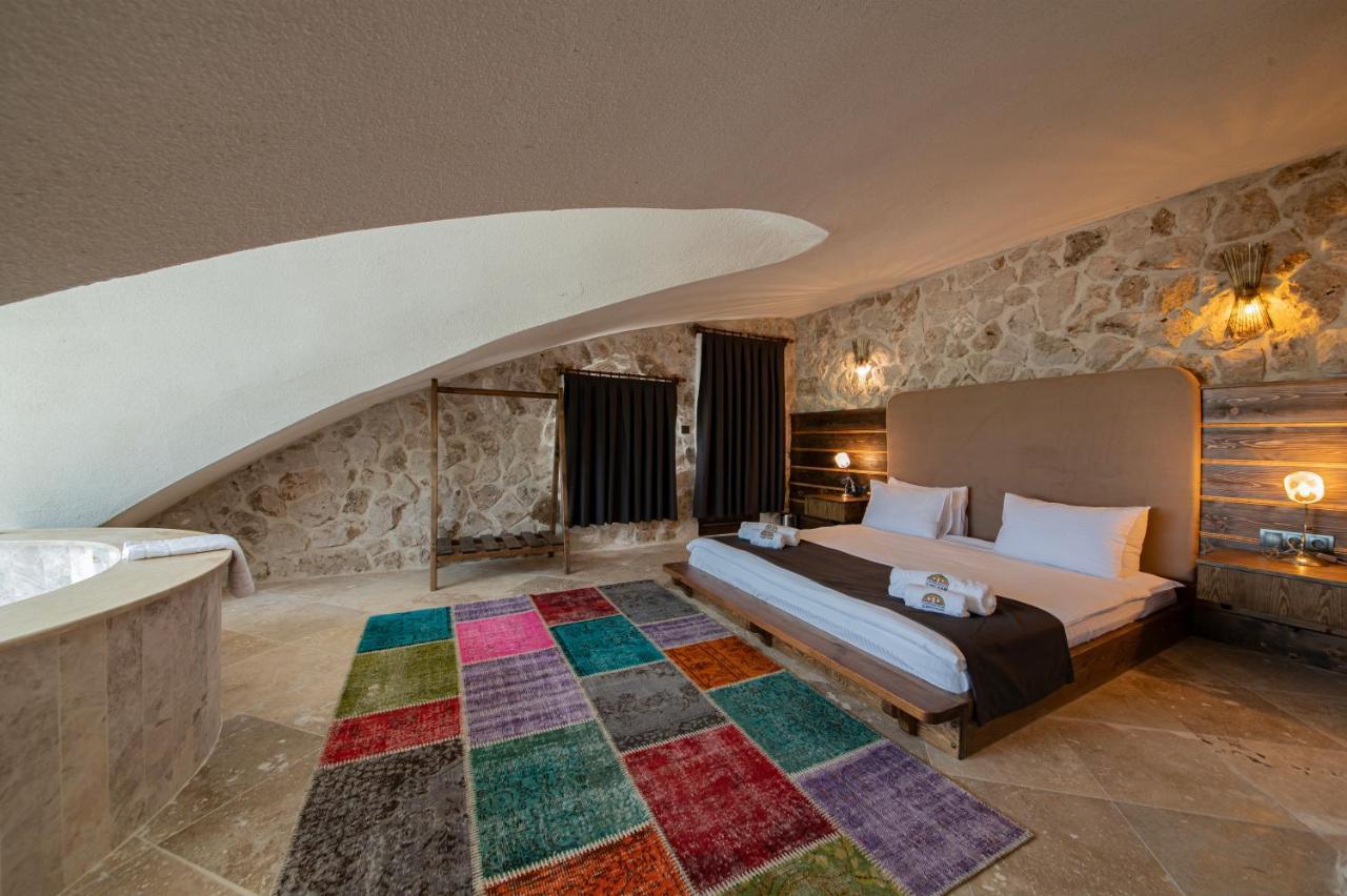 Cappadocia Hobbit House Hotel Nevsehir Exterior photo