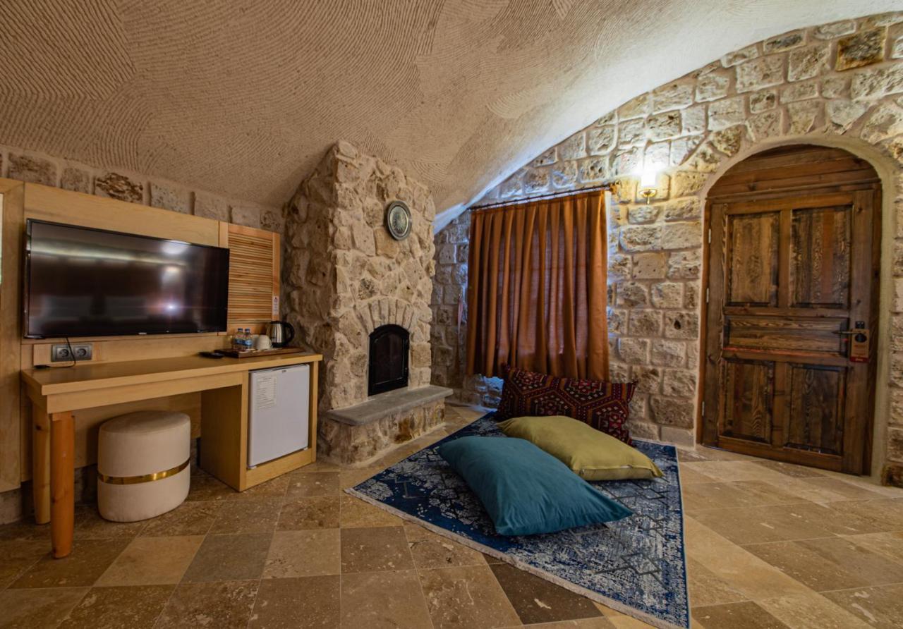 Cappadocia Hobbit House Hotel Nevsehir Exterior photo