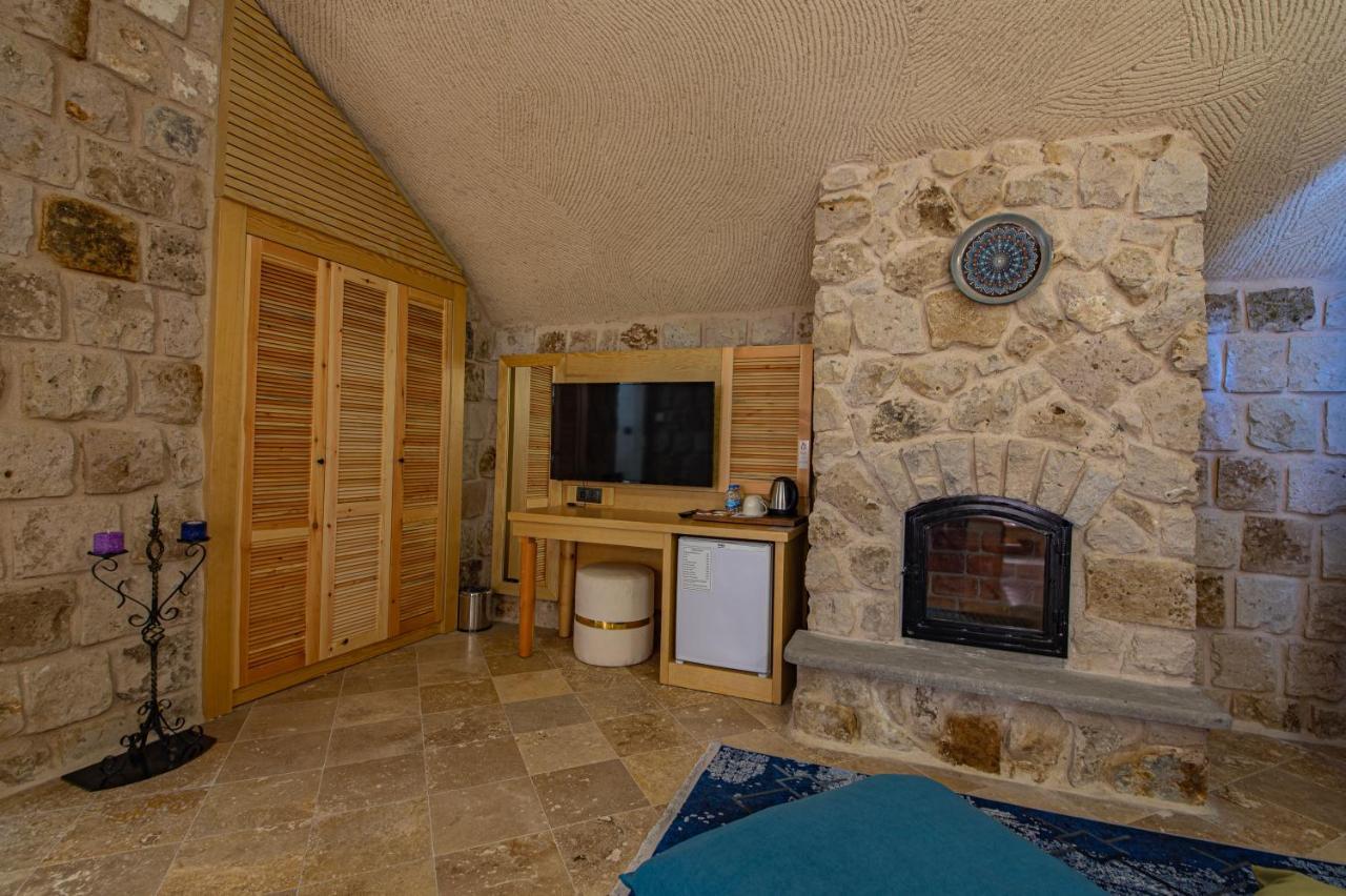 Cappadocia Hobbit House Hotel Nevsehir Exterior photo