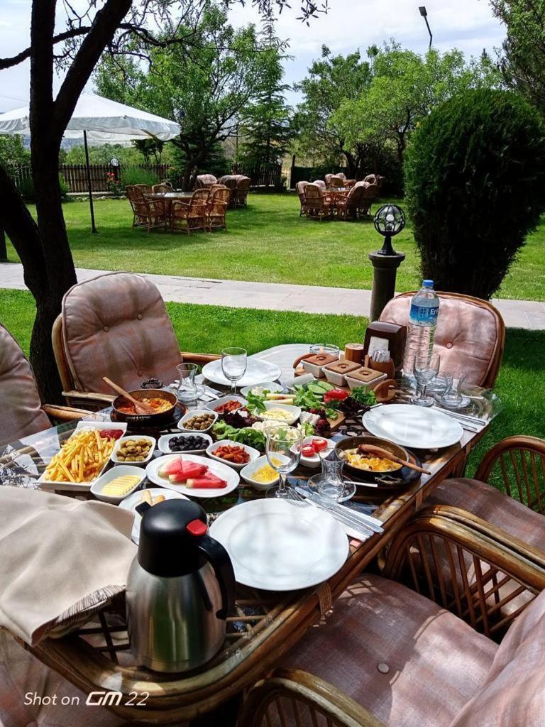 Cappadocia Hobbit House Hotel Nevsehir Exterior photo
